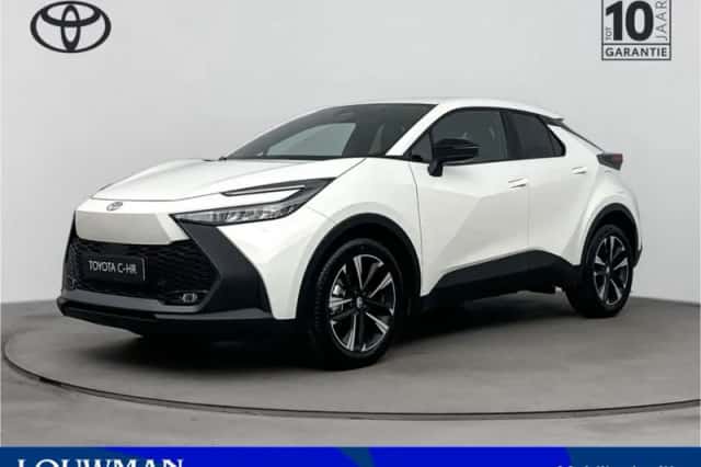 Toyota C-HR (2025) thumbnail 1