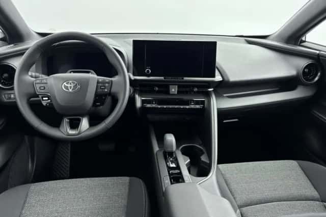 Toyota C-HR (2025) thumbnail 5