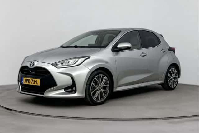 Toyota Yaris (2022) thumbnail 1