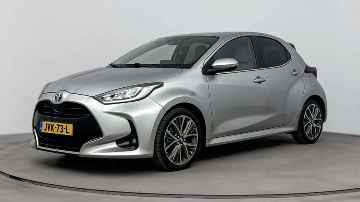 Toyota Yaris (2022) — foto 1