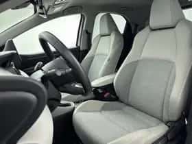 Toyota Yaris (2022) thumbnail 15