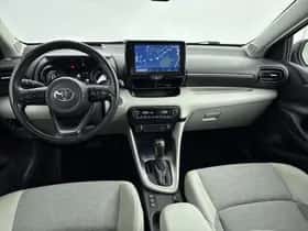 Toyota Yaris (2022) thumbnail 4