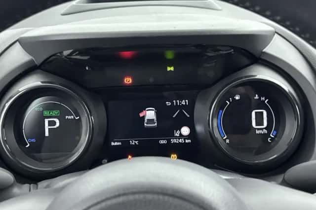 Toyota Yaris (2022) thumbnail 5