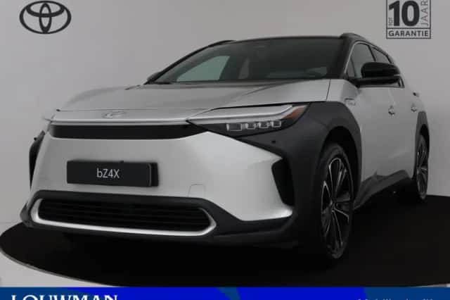Toyota bZ4X (2025) thumbnail 1