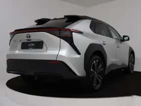Toyota bZ4X (2025) thumbnail 2