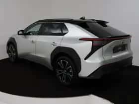Toyota bZ4X (2025) thumbnail 14