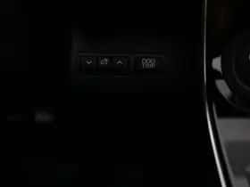 Toyota bZ4X (2025) thumbnail 33