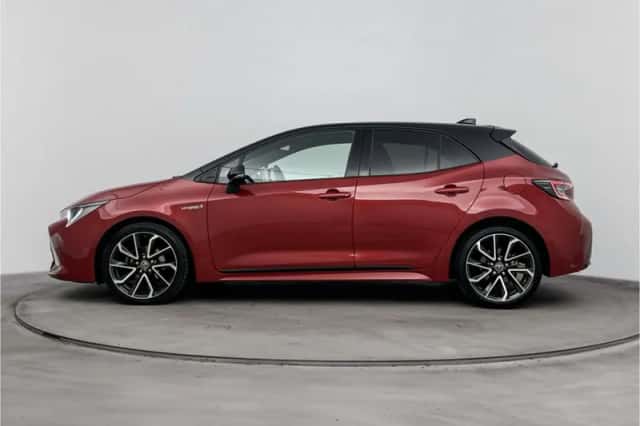 Toyota Corolla (2019) thumbnail 3
