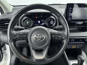 Toyota Yaris (2021) thumbnail 16