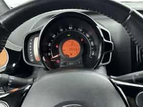 Toyota Aygo (2021) thumbnail 5