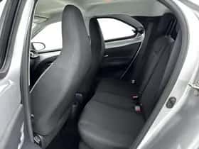 Toyota Aygo (2022) thumbnail 15