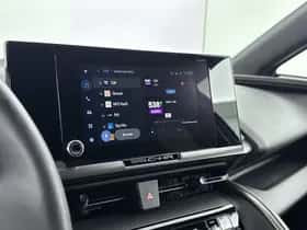 Toyota C-HR (2024) thumbnail 18