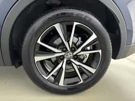 Toyota C-HR (2024) thumbnail 22