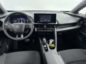 Toyota C-HR (2024) thumbnail 4