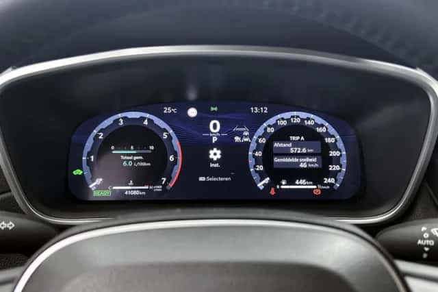 Toyota Corolla_Cross (2025) thumbnail 6