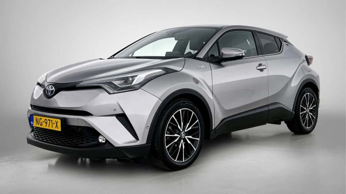 Toyota C-HR (2017) — foto 1