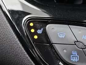 Toyota C-HR (2017) thumbnail 28