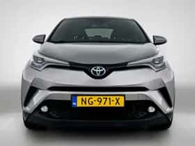 Toyota C-HR (2017) thumbnail 32