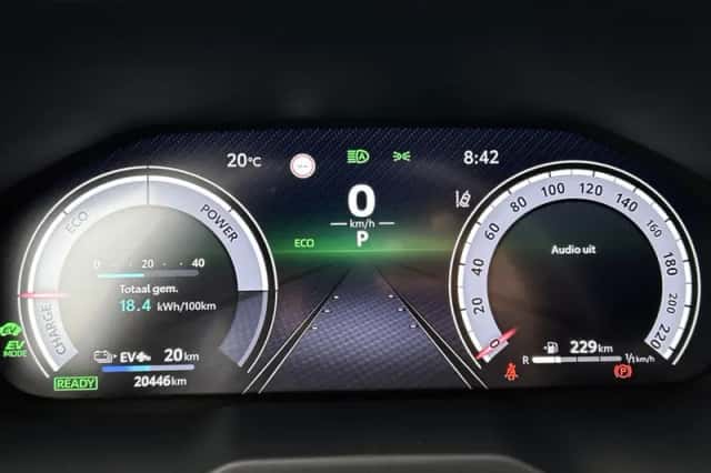 Toyota RAV4 (2025) thumbnail 5