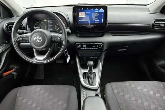Toyota Yaris (2025) thumbnail 5