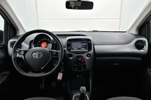 Toyota Aygo (2020) thumbnail 5