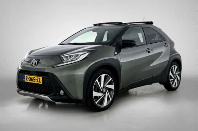 Toyota Aygo (2023) thumbnail 1
