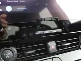Toyota bZ4X (2026) thumbnail 10