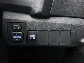 Toyota Auris (2014) thumbnail 24