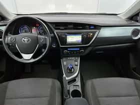 Toyota Auris (2014) thumbnail 5