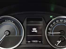 Toyota Auris (2014) thumbnail 6