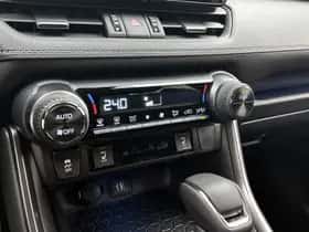 Toyota RAV4 (2025) thumbnail 13