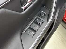 Toyota RAV4 (2025) thumbnail 25
