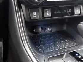 Toyota RAV4 (2025) thumbnail 27
