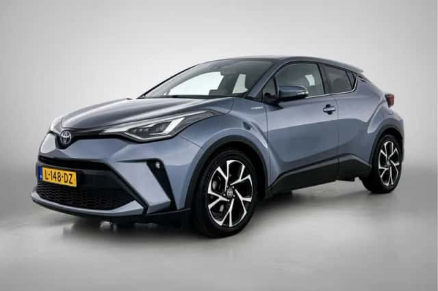 Toyota C-HR (2021) thumbnail 1