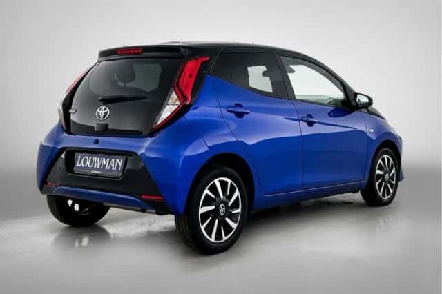 Toyota Aygo (2021) thumbnail 2