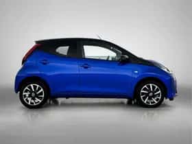 Toyota Aygo (2021) thumbnail 18