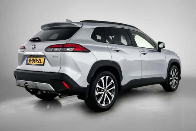Toyota Corolla_Cross (2023) thumbnail 2