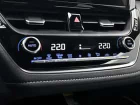 Toyota Corolla (2022) thumbnail 13
