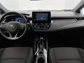 Toyota Corolla (2022) thumbnail 5