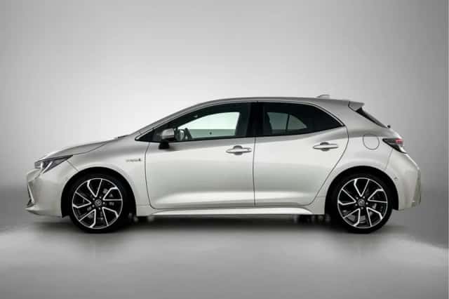Toyota Corolla (2019) thumbnail 3