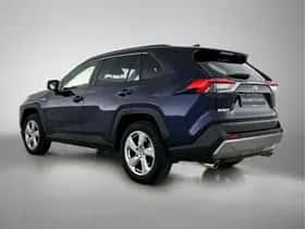Toyota RAV4 (2021) thumbnail 17