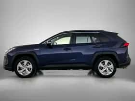 Toyota RAV4 (2021) thumbnail 3