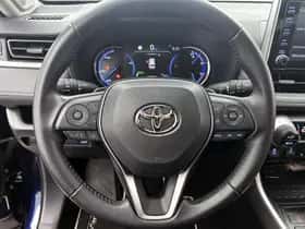 Toyota RAV4 (2021) thumbnail 22