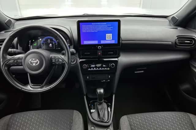 Toyota Yaris_Cross (2025) thumbnail 4