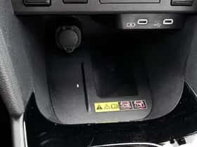 Toyota Yaris_Cross (2025) thumbnail 25