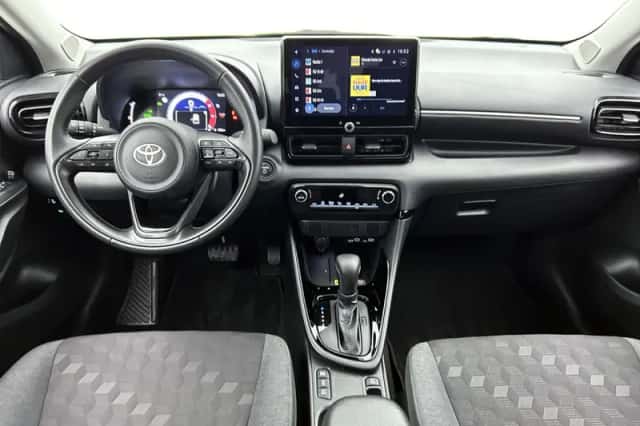 Toyota Yaris (2025) thumbnail 4