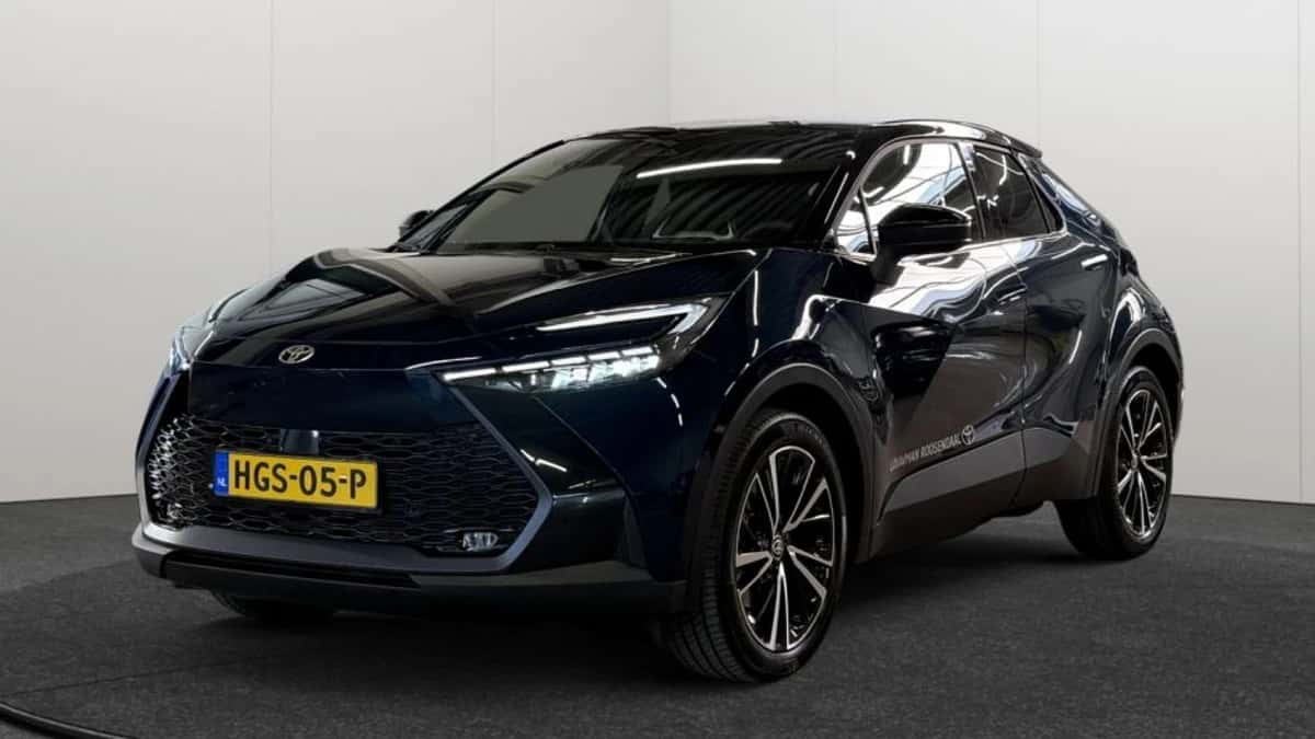 Toyota C-HR (2025) — foto 1