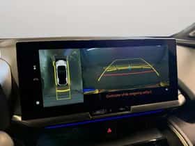 Toyota C-HR (2025) thumbnail 11