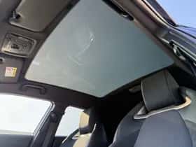 Toyota C-HR (2025) thumbnail 21