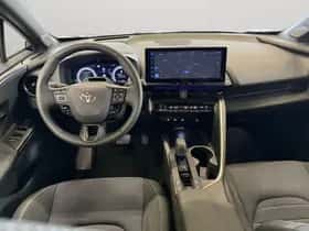 Toyota C-HR (2025) thumbnail 5